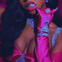 Feminine | Sexy | High Value (@_faraphoenix) 's Twitter Profile