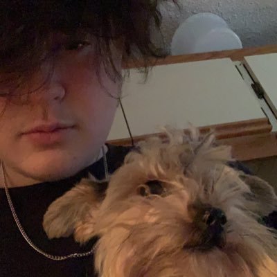 CryZMatrix's profile picture. Ride red get head