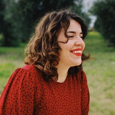 simona_piccenna's profile picture. Archeologa e Prof.                                           IG: simopicce