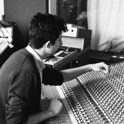 m1chael_hahn's profile picture. Montreal-based musician, audio engineer and music writer. Senior engineer at Autoland and member of @slightsound.