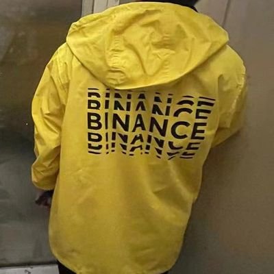 vinfly999's profile picture. 早日退圈