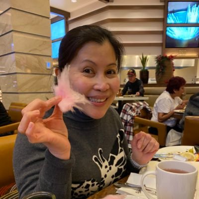 LacanariaSheila's profile picture. Teacher, Zumba Enthusiast