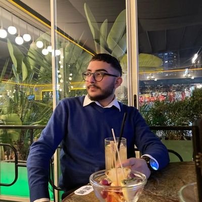 emirhanyenerr's profile picture. Warum diese games