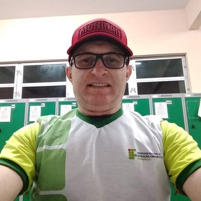 Eu, Aristóteles Cordeiro Manso sou estudante de Refrigeração e Climatização no INSTITUTO FEDERAL DE PERNAMBUCO.