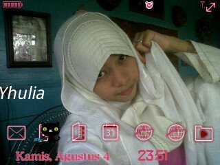 maulida_yulia's profile picture. 