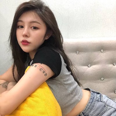 c_canjiao's profile picture. escapist and travel