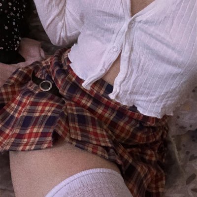 karisk07's profile picture. she/her🪐UofStA-IR