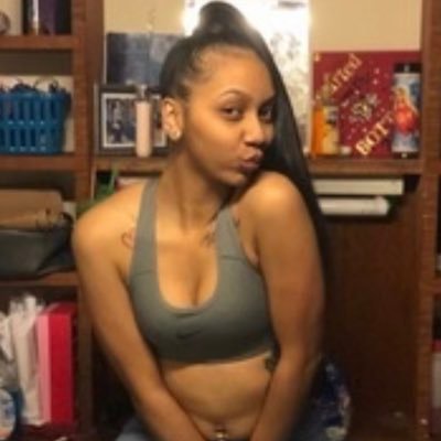 773📍✈️414. 20♍️ single🖕🏽❤️ “skinny minny w. da pretty titties” 💁🏻♀️ sis Do a nigga how HE DO U 💯