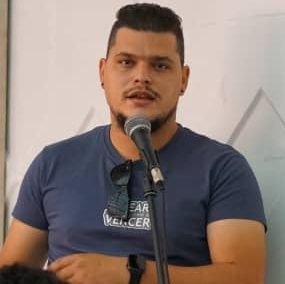 Yuizquierdo89's profile picture. Director Provincial de Radio, Pinar del Río.

Director de Programas de radio y Locutor en @Radio_Guama.