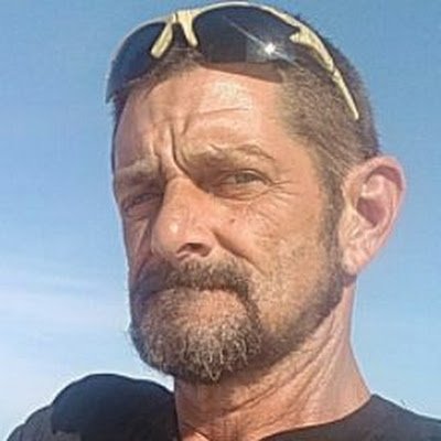 is there any girl on this site around Douglasville Georgia who just wantsto give me a present birthday today