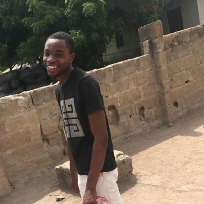 Quadriolayink18's profile picture. tall