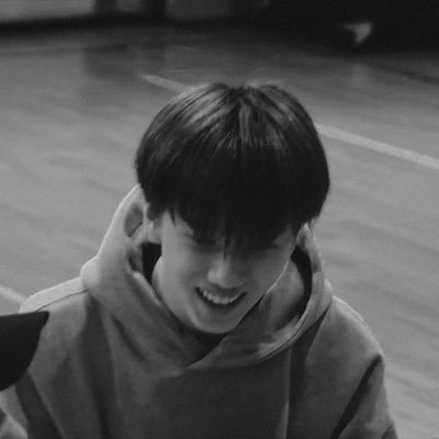 fxp3r's profile picture. วันนี้ได้ยิ้มบ้างยังคะคนเก่ง