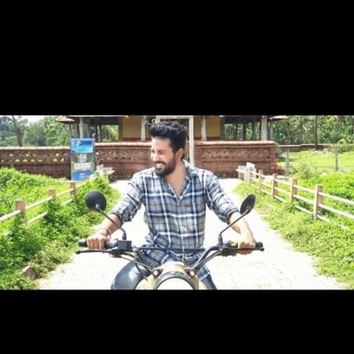 Saurabh24_12's profile picture. Developer 💼