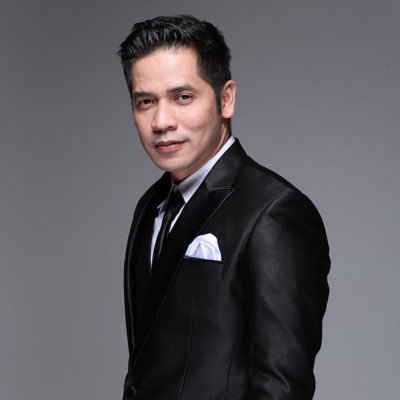 Public Figure IG : @rickyperdana06 FB: ricky perdana alee