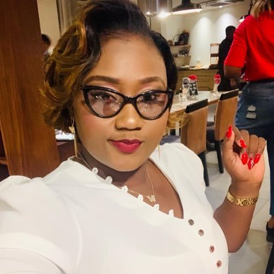 NanaMulanga3's profile picture. FEMME DYNAMIQUE NÉE POUR VAINCRE  ✌️🙏
