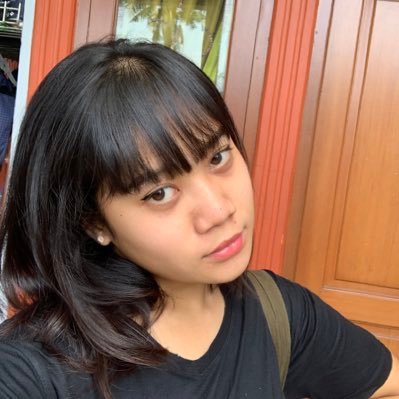 hug me when we meet