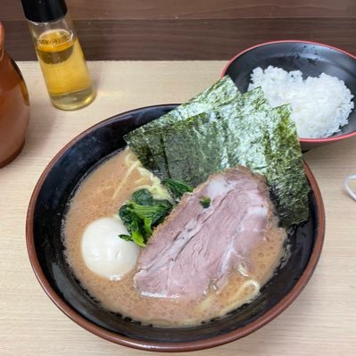 TNuMSdcbKtlp8ET's profile picture. プログラミングで収益を得たい大学生です。HTMLやCSSなど基本的なものを完璧にしていく!とりあえず月5万円目標!