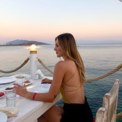 melisozdogan's profile picture. 🦅