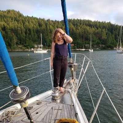I'm a sucker for clickbait and my brain likes to pronounce 'patio' like it rhymes with 'ratio'. (she/her)