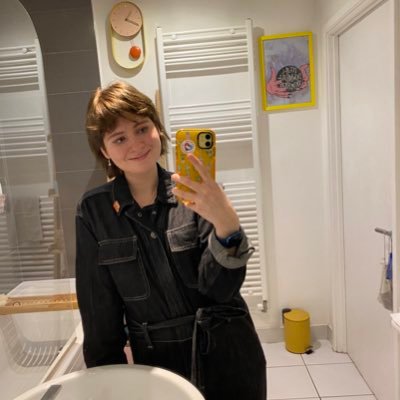 28 ~ she/they ~ @freshpunks and @cheerbleederz ~ cheeky lil bookworm 💕phd at @BristolUni