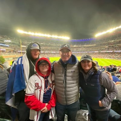 McKnightMomof2's profile picture. 