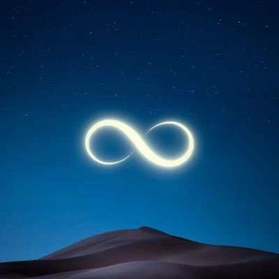 روحٌ حرّة مولودةٌ نورانيّة وهبَة ربانيّةْ لمن رأى بعين قلبه🕊💜 (فِى مَقْعَدِ صِدْقٍ عِندَ مَلِيكٍۢ مُّقْتَدِرٍ)