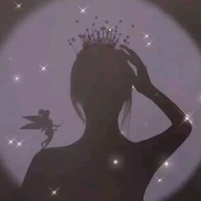 👑😌
عــيــشـي حــيــاتـك بــكــل حــالاتـك وخــلــي كــلام الــنــاس اخـر اهــتـمــامـاتـك🖤✨😌