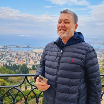 zivmandl's profile picture. מתי בפעם האחרונה עשיתי משהו למישהו אחר