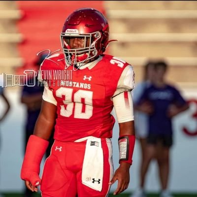 Class of 2022| 5'9 185| 250 bench| 405 squat| 250 clean| 3.6 gpa| Rb/Lb