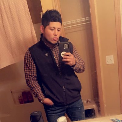 Esant92's profile picture. Letting the good times roll #BTS4Lyfe