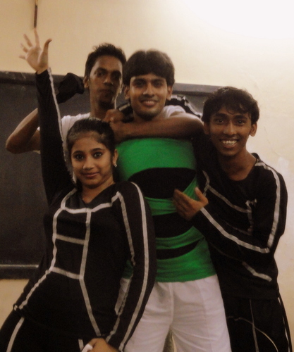 Admin  Page   Just Dance : StarPlus HD  ( Facebook ) .