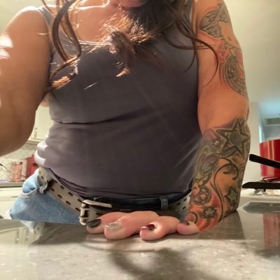 nursejody1014's profile picture. 💙💜❤️💚