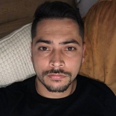 juliopaz93's profile picture. 