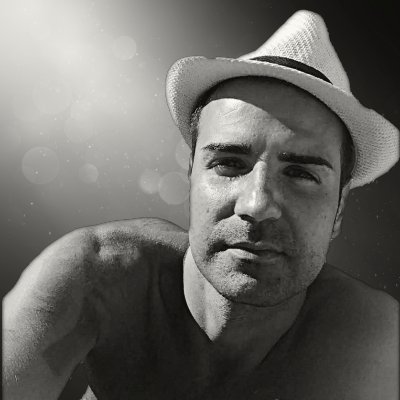SG_359's profile picture. Pan y circo