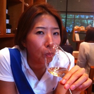 nayoungkim79's profile picture. HBS,Brown University, Blair Academy