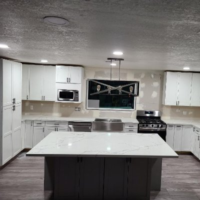 We specialize in Kitchen & Bathroom Cabinets, Granite, Quartz, Natural Stone Countertops & more. Give us a call (909)586-2061