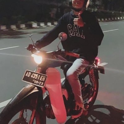 maaadaaaaaa's profile picture. i'm fckng sleppy person.