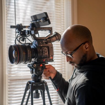 #Film director #Content creator #NYU Tisch Film & Television 🎬Once you have tasted the perspective of life from the lens of a camera, there is no turning back.