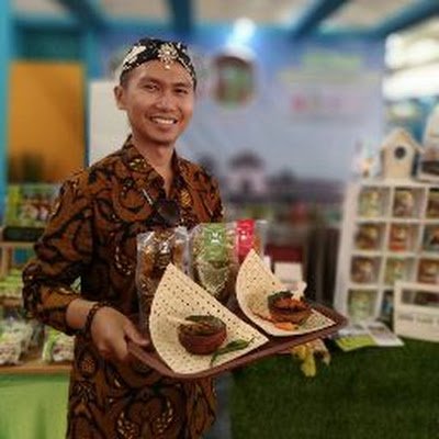 InohongL's profile picture. 