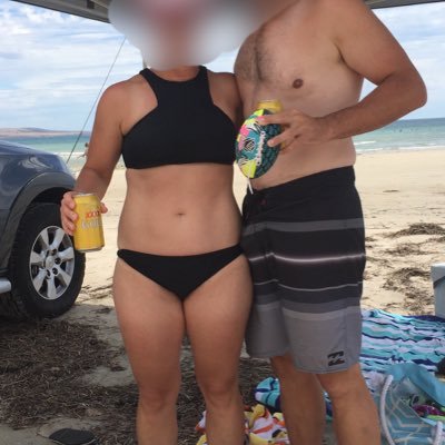 40 something couple. Bi curious and he loves to watch, she’s a little shy. Seeking fun connections. Absolutely no minors.