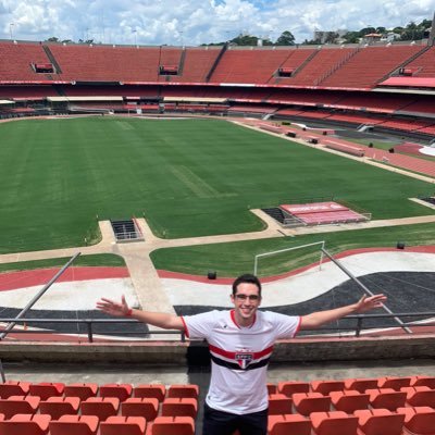 mathmax18's profile picture. 