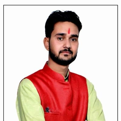 chauhan_soham's profile picture. ना पक्ष, ना विपक्ष।
सिर्फ निष्पक्ष।।

में वो कलम 🖋️ नही जो बिक जाती हो दरबारों में

🇮🇳🇮🇳  देश जले में कुछ ना बोलूं में ऐसा गद्दार नही 🇮🇳🇮🇳