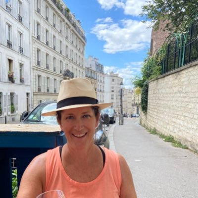 SarahKasprowicz's profile picture. Teacher who loves ideas, creativity, and the positive energy of those who believe that anything is possible.