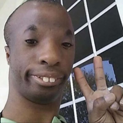 These pussies actin' like some toilets, wanna take my shit