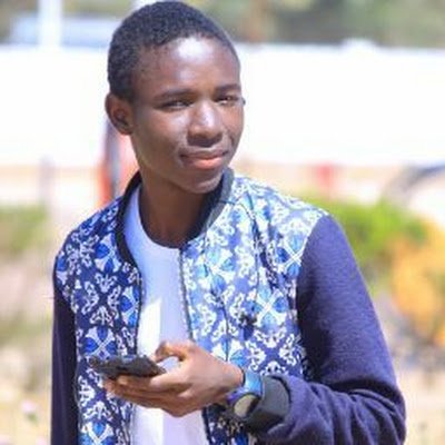 #Shz, fière d'être vétérinaire fils né dans la maison de Dieu.