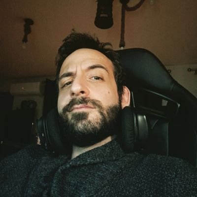 Gamer, informático,criptoentusiasta, cinéfilo,músico frustrao streamer,divertido... ¿Desea saber más?
https://t.co/30xtkpP14Z
¡Además ahora del #BungieCreators!