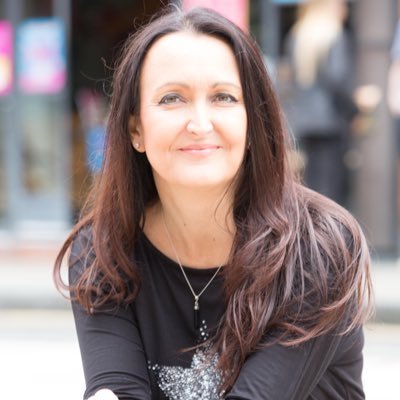 Corporate Lawyer turned Psychic Medium, Spiritual Mindset & Well-being Coach. Practical, down to earth, jargon free, coaching for accessible daily spirituality