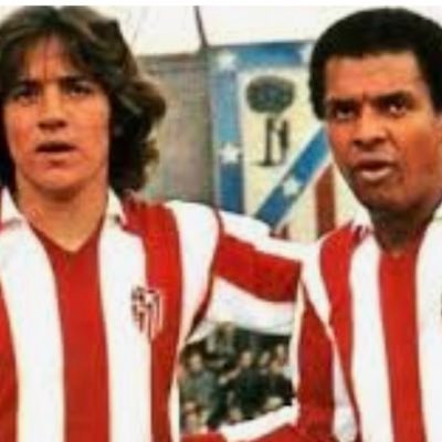 De pequeño me impusieron las costumbres,me educaron para hombre adinerado, pero ahora prefiero ser un indio que un importante abogado. Atlético de Madrid.