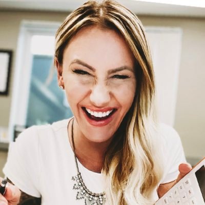 AutumnChristine's profile picture. 💛🧡🖤