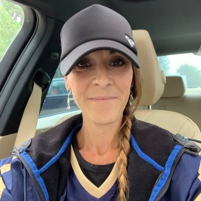 rreske204's profile picture. 